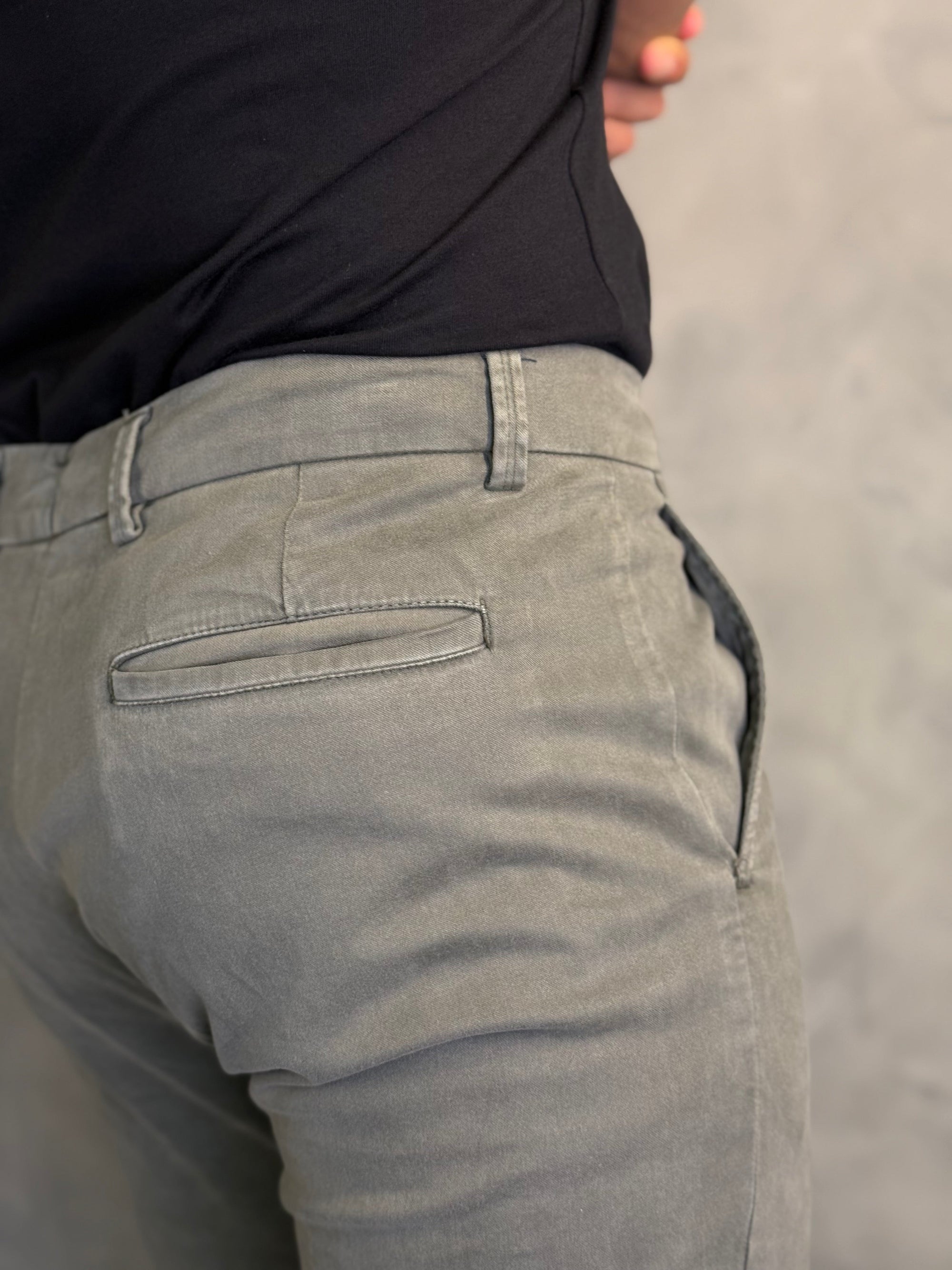CALÇA ALF SARJA COMFORT SKINNY VERDE FLORESTA