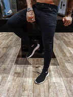 CALÇA PRETA SKINNY LISA AMASSADA