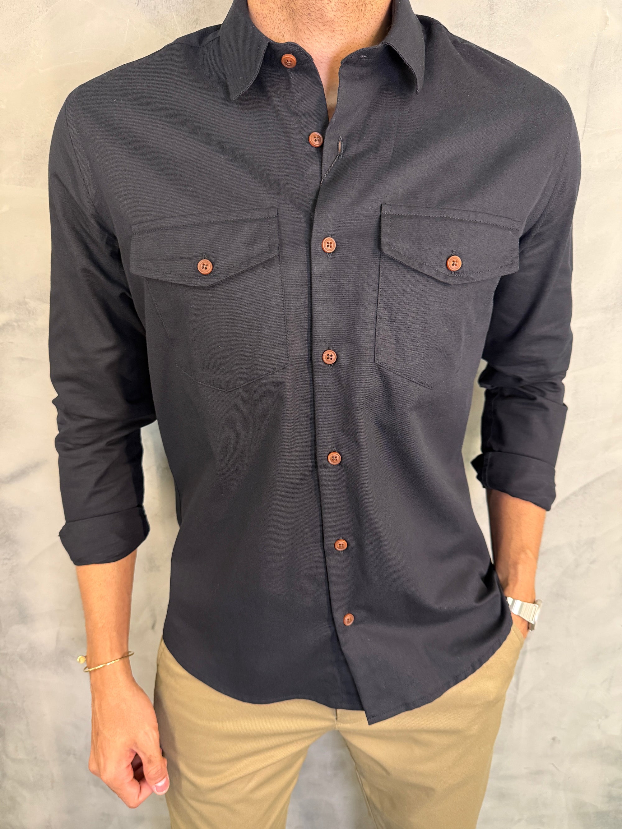 CAMISA M/L DE SARJA PRETO