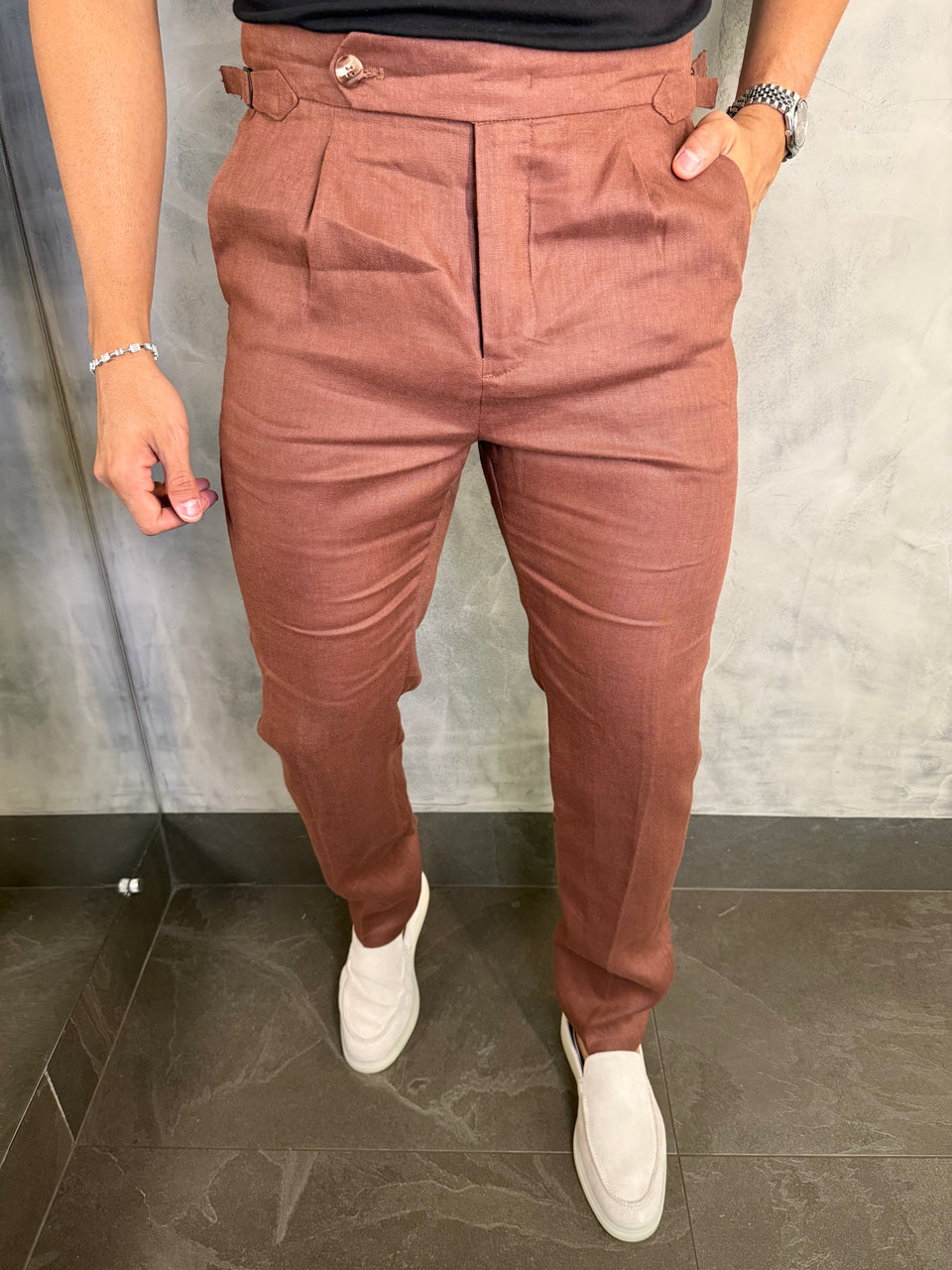 CALÇA ALF. GURKHA PURO LINHO MARROM