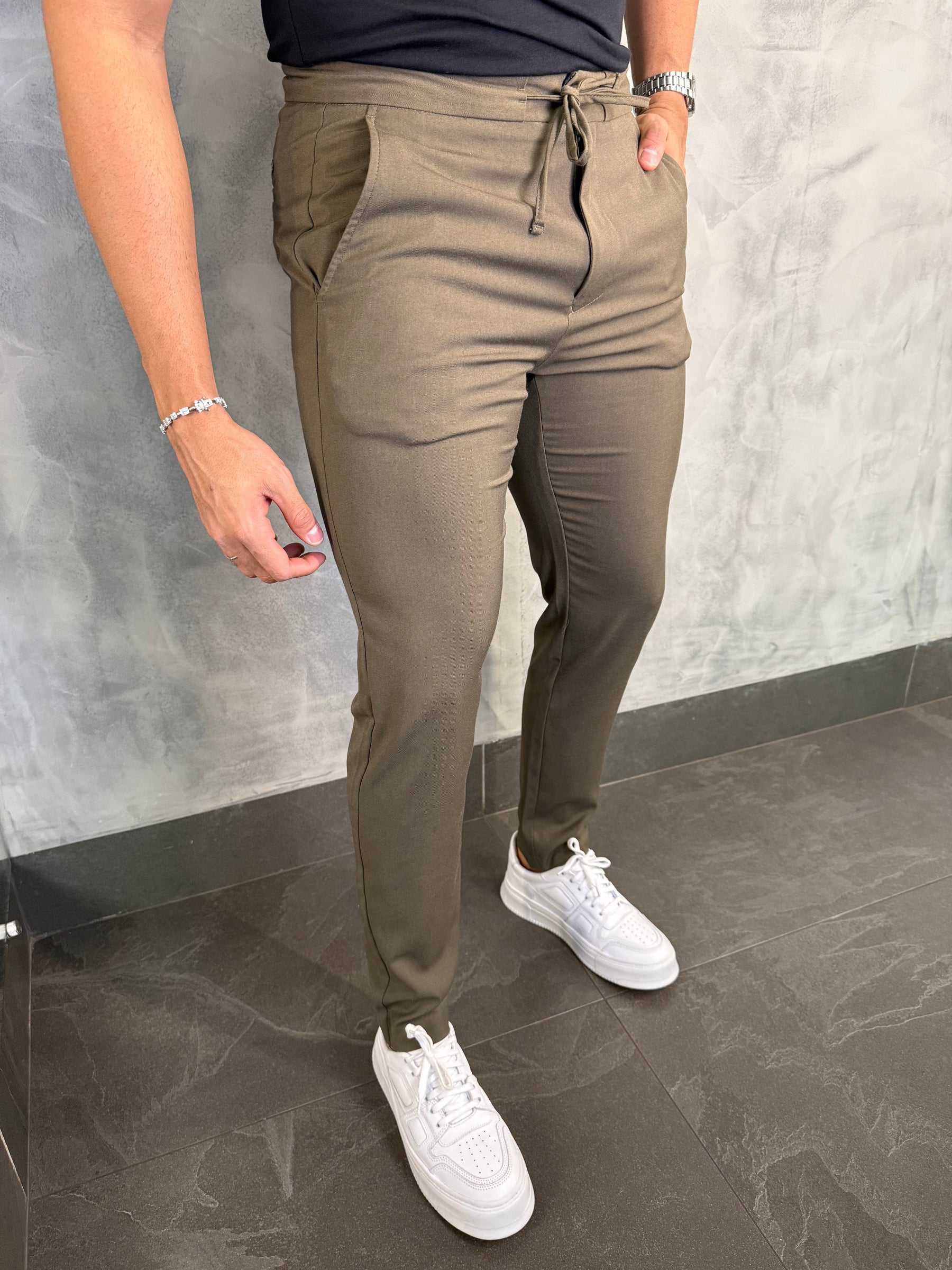 CALÇA  ALF. SKINNY HERA C/ CADARÇO PONTO H