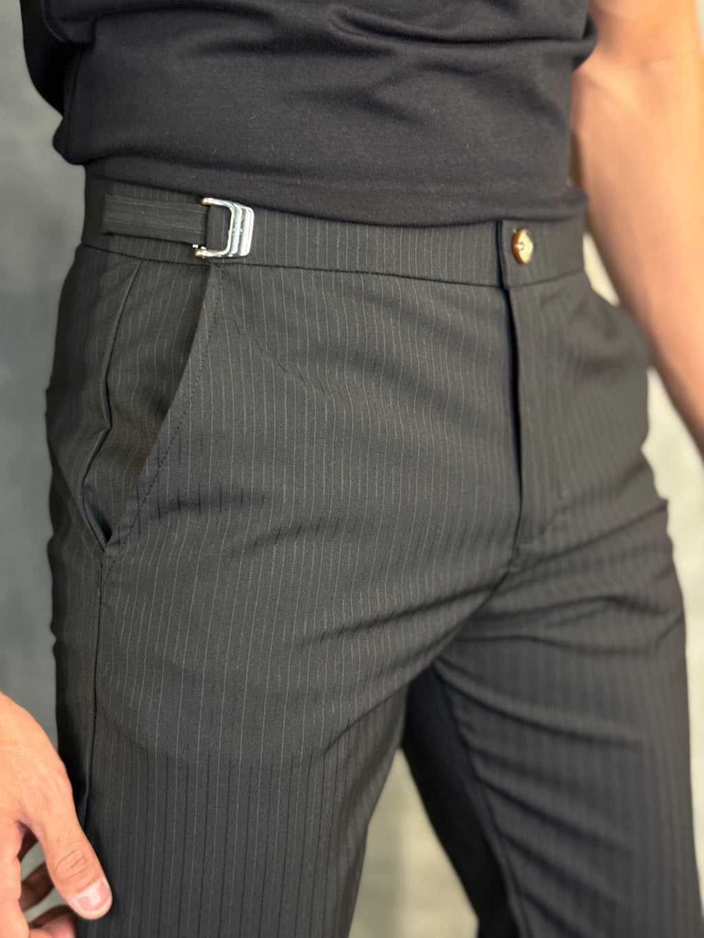 CALÇA ALF. RISCA DE GIZ ÉVORA PONTO H PRETO