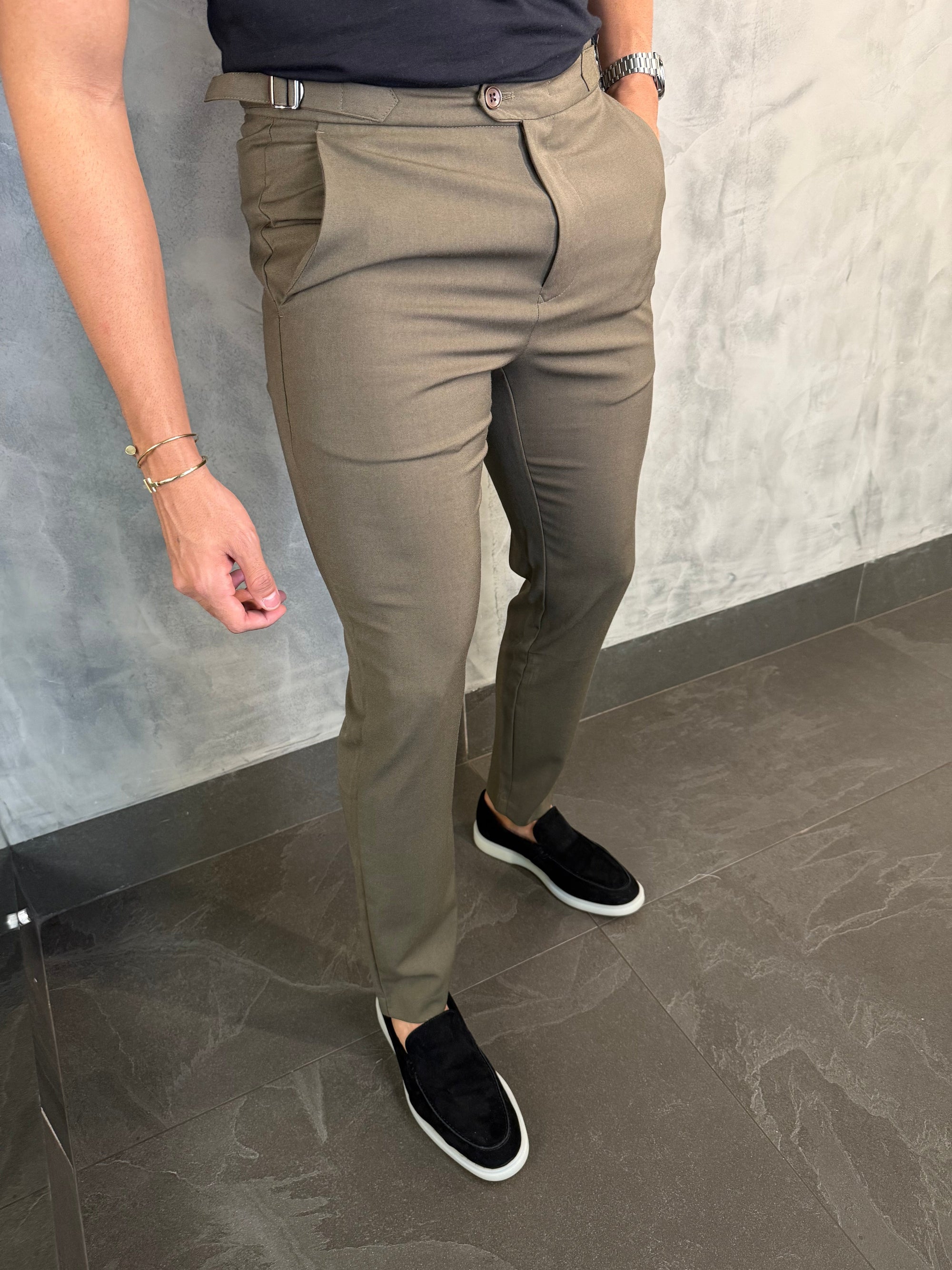 Calça Alf. Skinny Ajuste Fivela