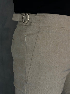 CALÇA ALF. BOLSO ZIPER PONTO H BEGE