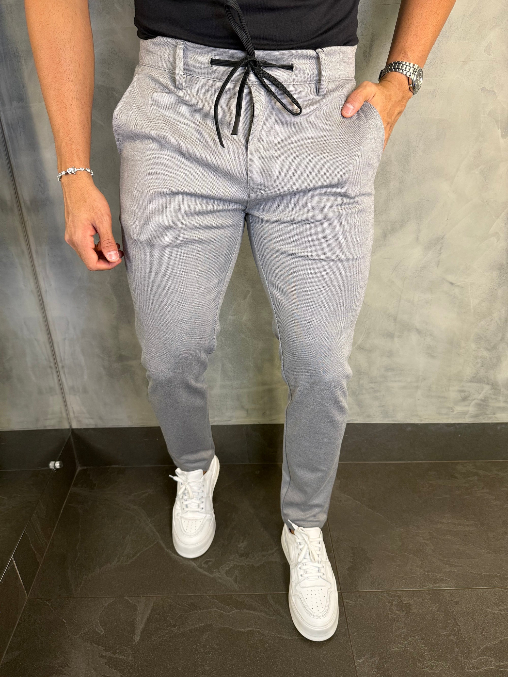 CALÇA ALF. SKINNY MALHA C/ CADARÇO CINZA
