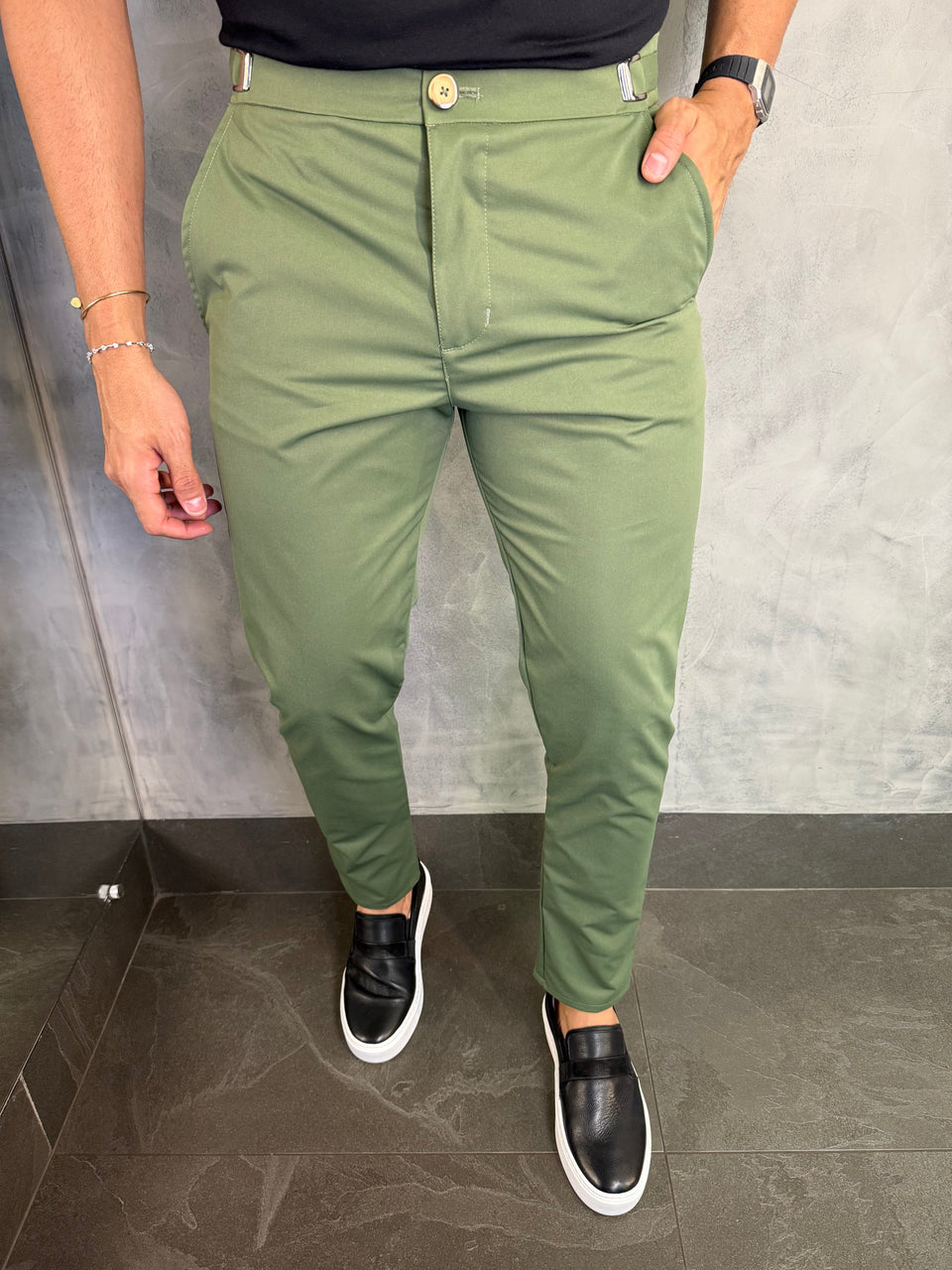 CALÇA ALF. MÔNACO AJUSTE CATRACA VERDE MUSGO