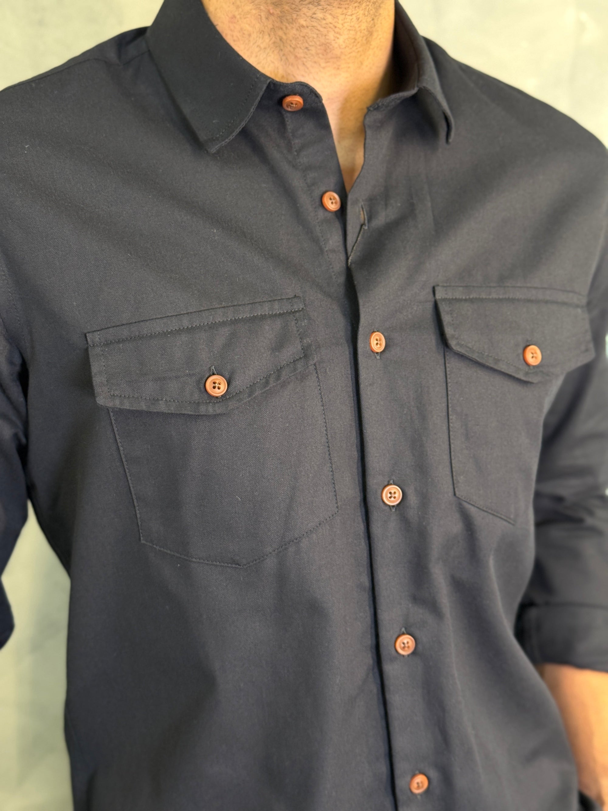 CAMISA M/L DE SARJA PRETO