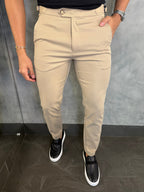CALÇA ALF. MAQUINETADA SKINNY AJUSTE FIVELA BEGE