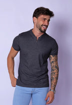 Camiseta Gola Padre Zíper Chumbo