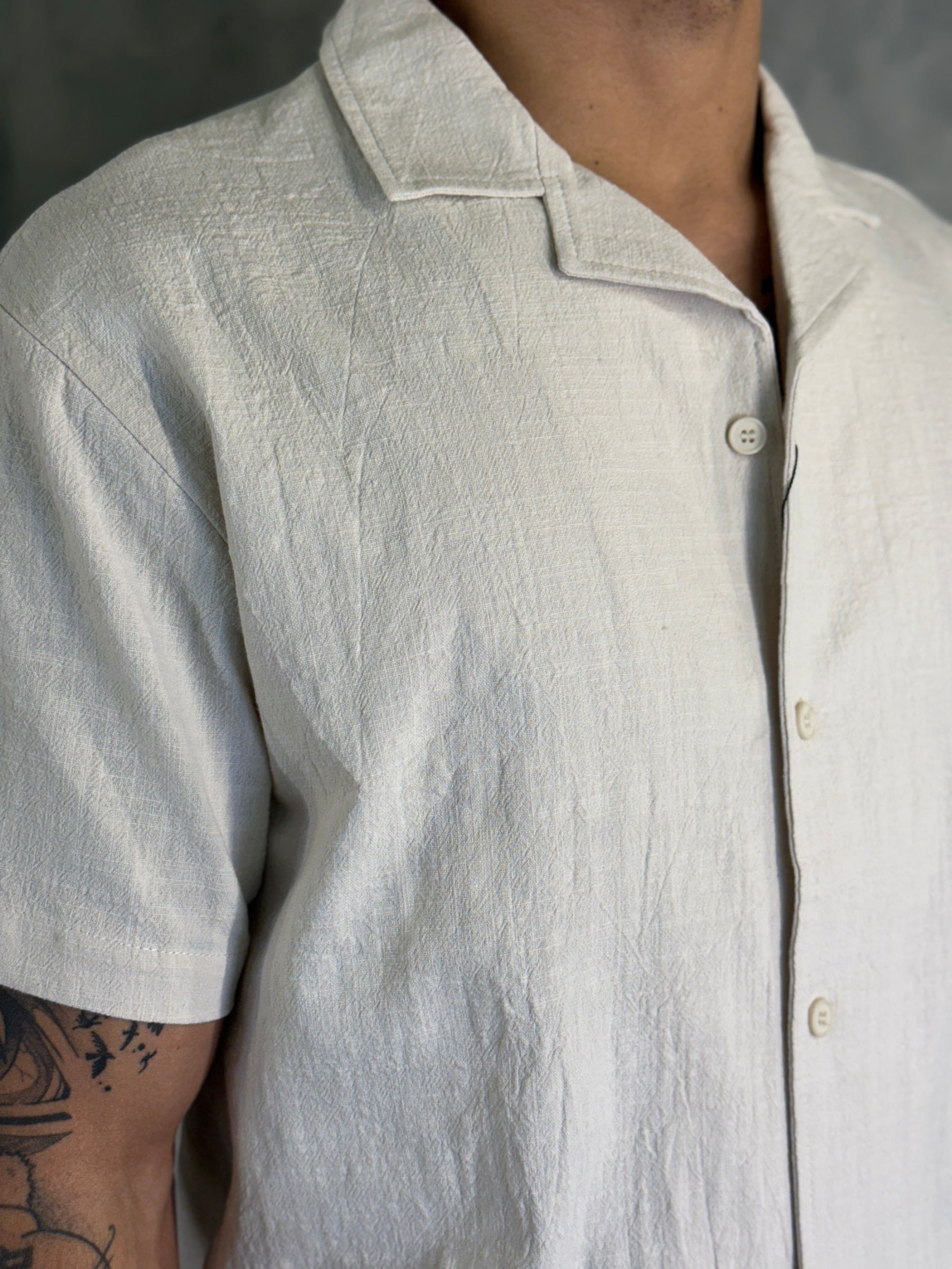 CAMISA M/C GOLA CUBANA