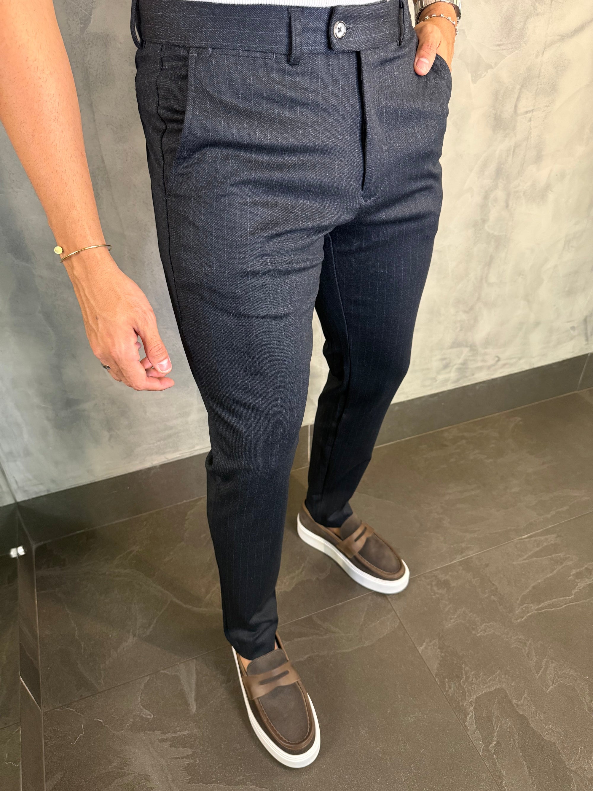 CALÇA ALF MALHA SLIM RISCA DE GIZ MARINHO