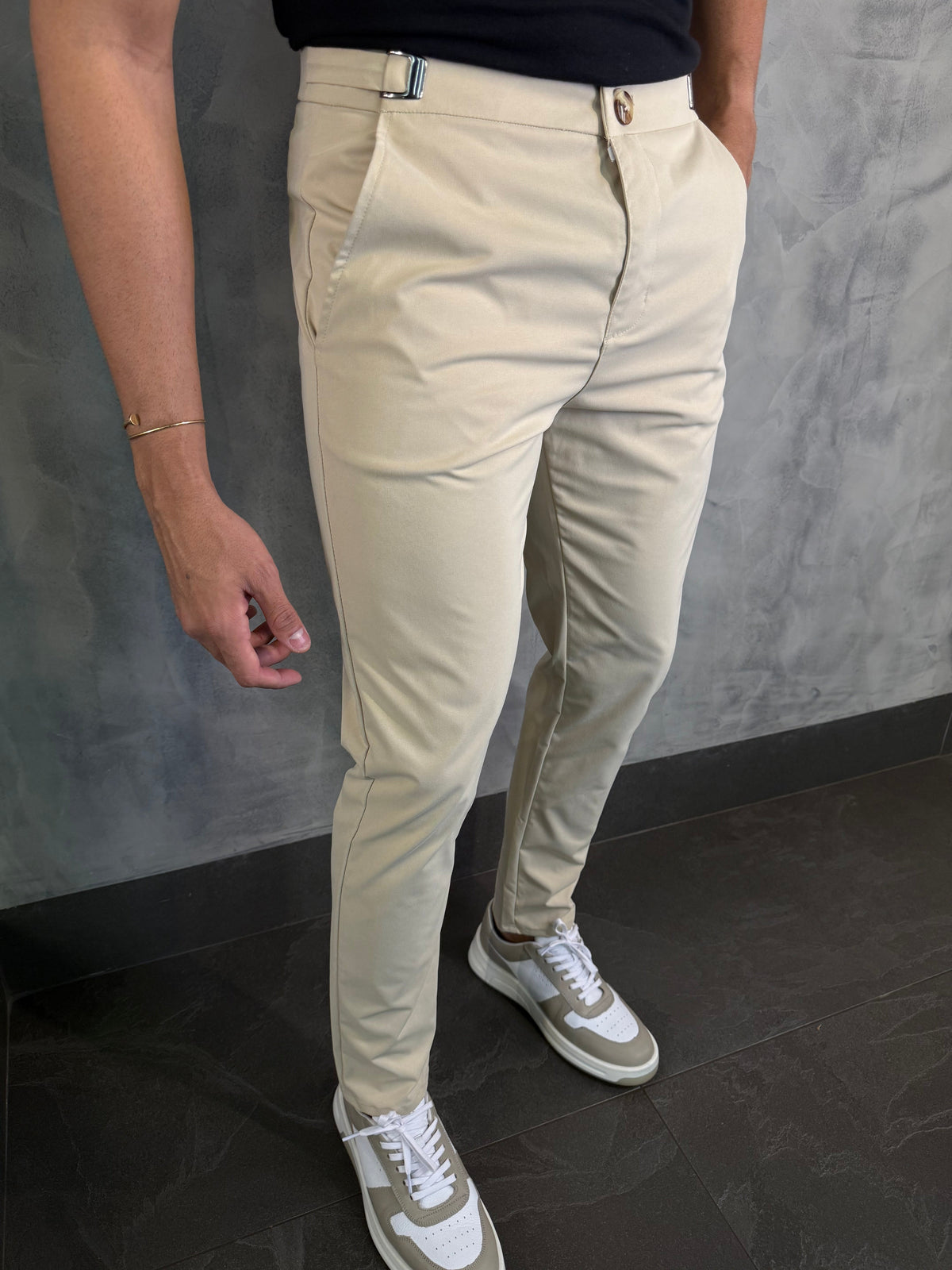 CALÇA ALF. MÔNACO AJUSTE CATRACA PONTO H AREIA