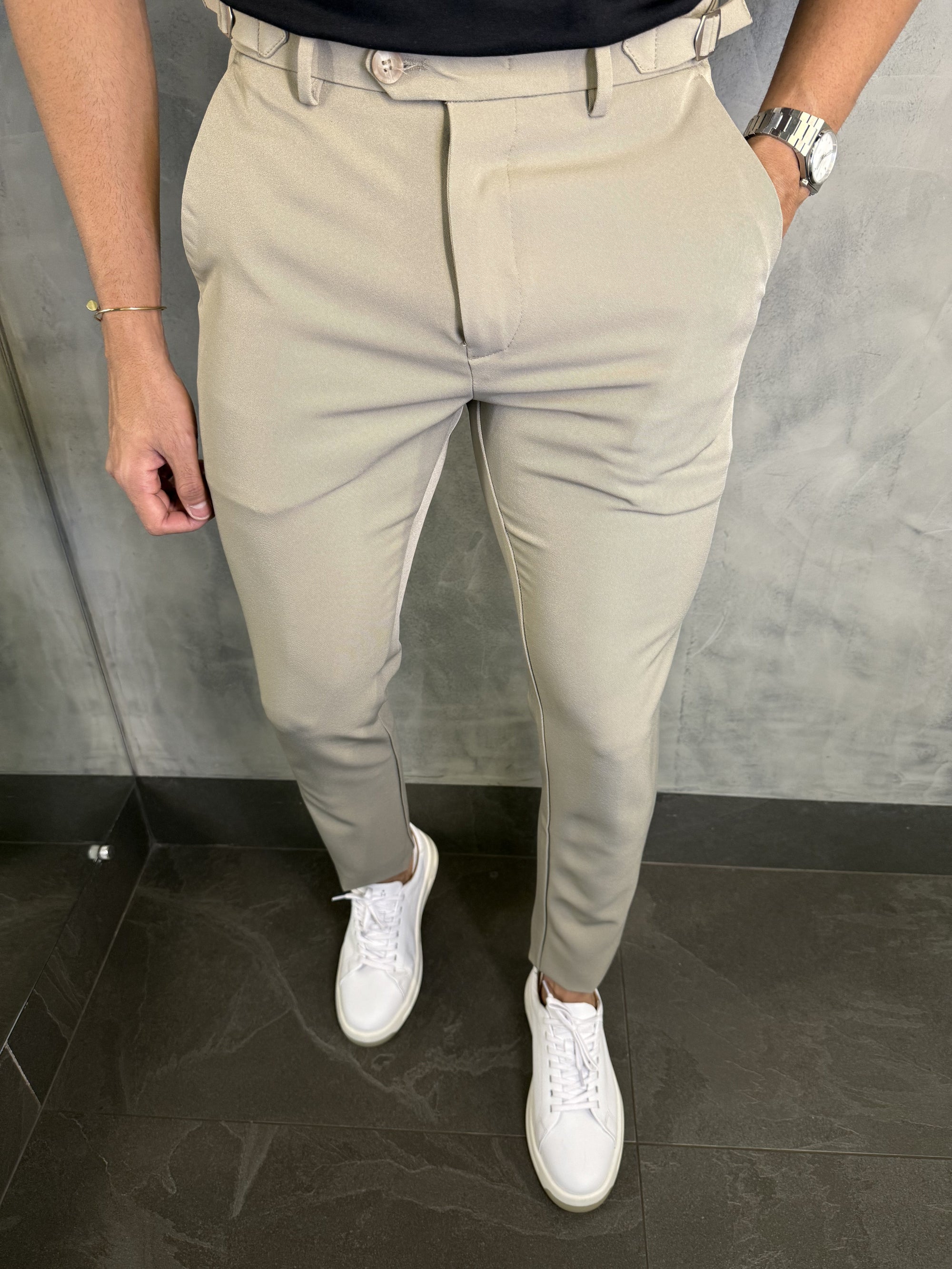 Calça Alfaiataria Verona Ajuste Lateral Khaki