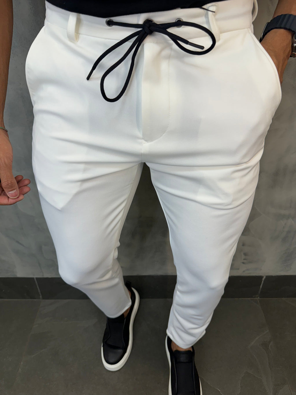 Calça Slim Malha Neoprene Stretch Com Cadarço Barezy
