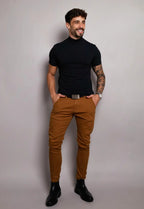 Camiseta Slim Gola Alta Preta