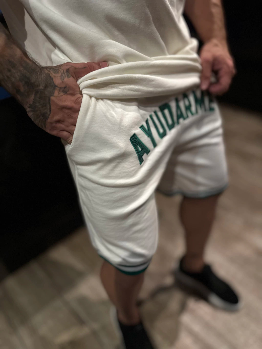 CONJUNTO OVER AYU 33 WHITE/GREEN