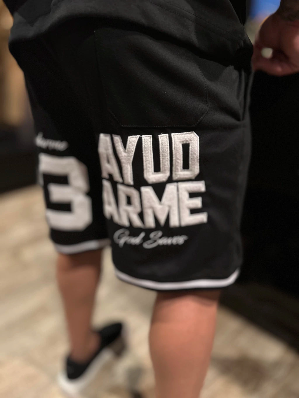 CONJUNTO OVER AYU 33 BLACK/WHITE