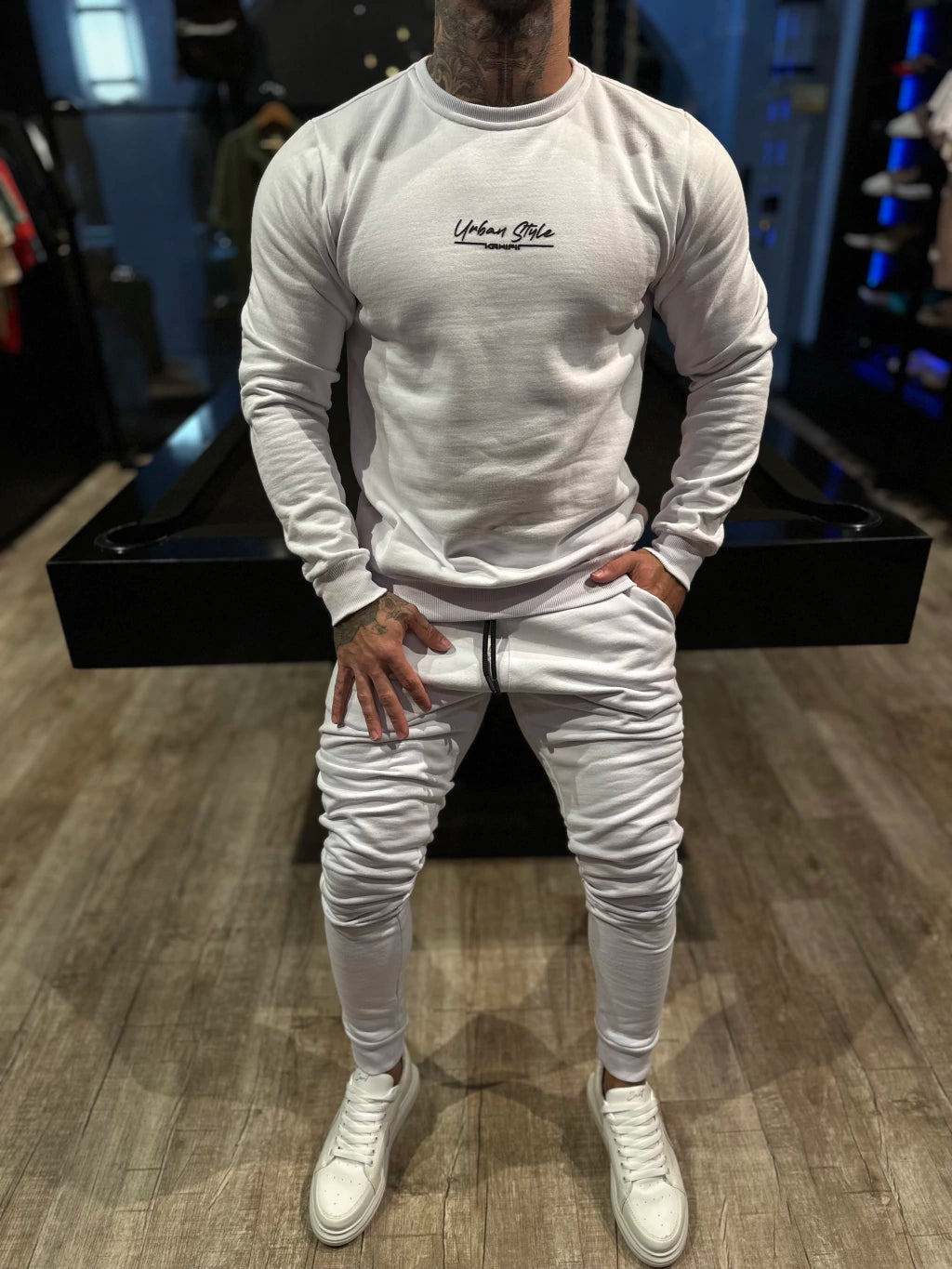CONJUNTO MOLETOM KW WHITE